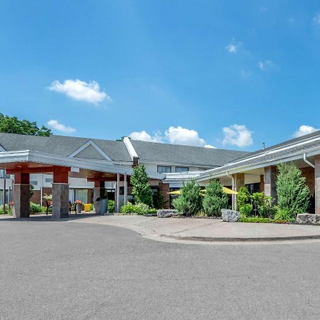 Quality Inn & Suites Brampton Exterior foto