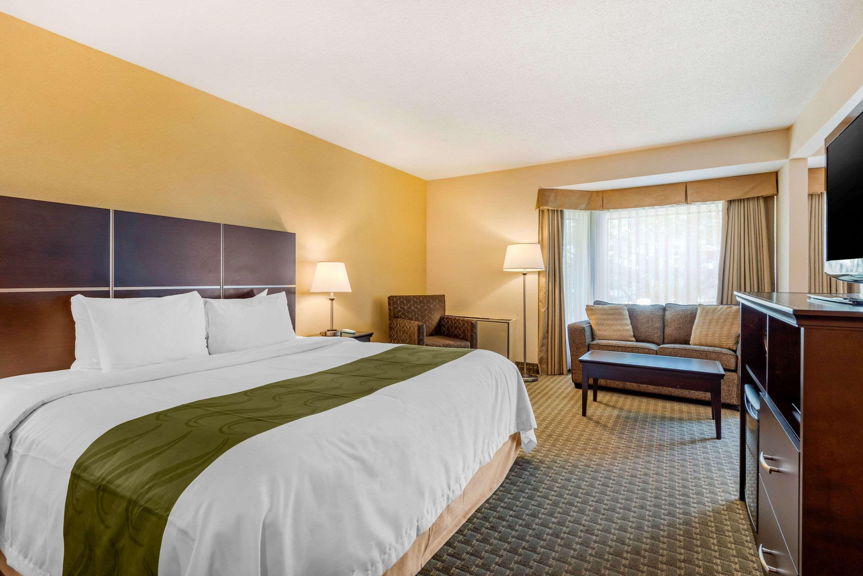 Quality Inn & Suites Brampton Exterior foto